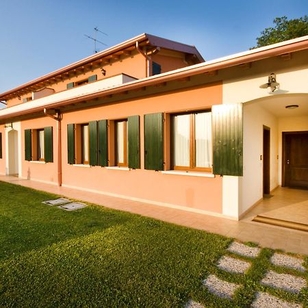 Agriturismo Cascina Roveri Монцамбано Екстериор снимка