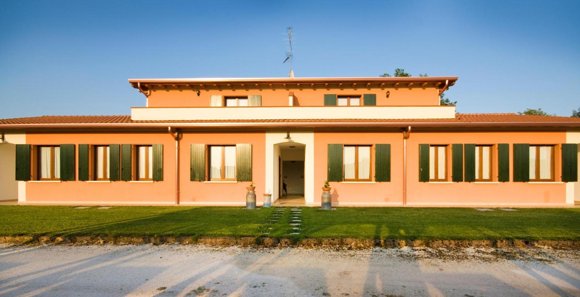 Agriturismo Cascina Roveri Монцамбано Екстериор снимка