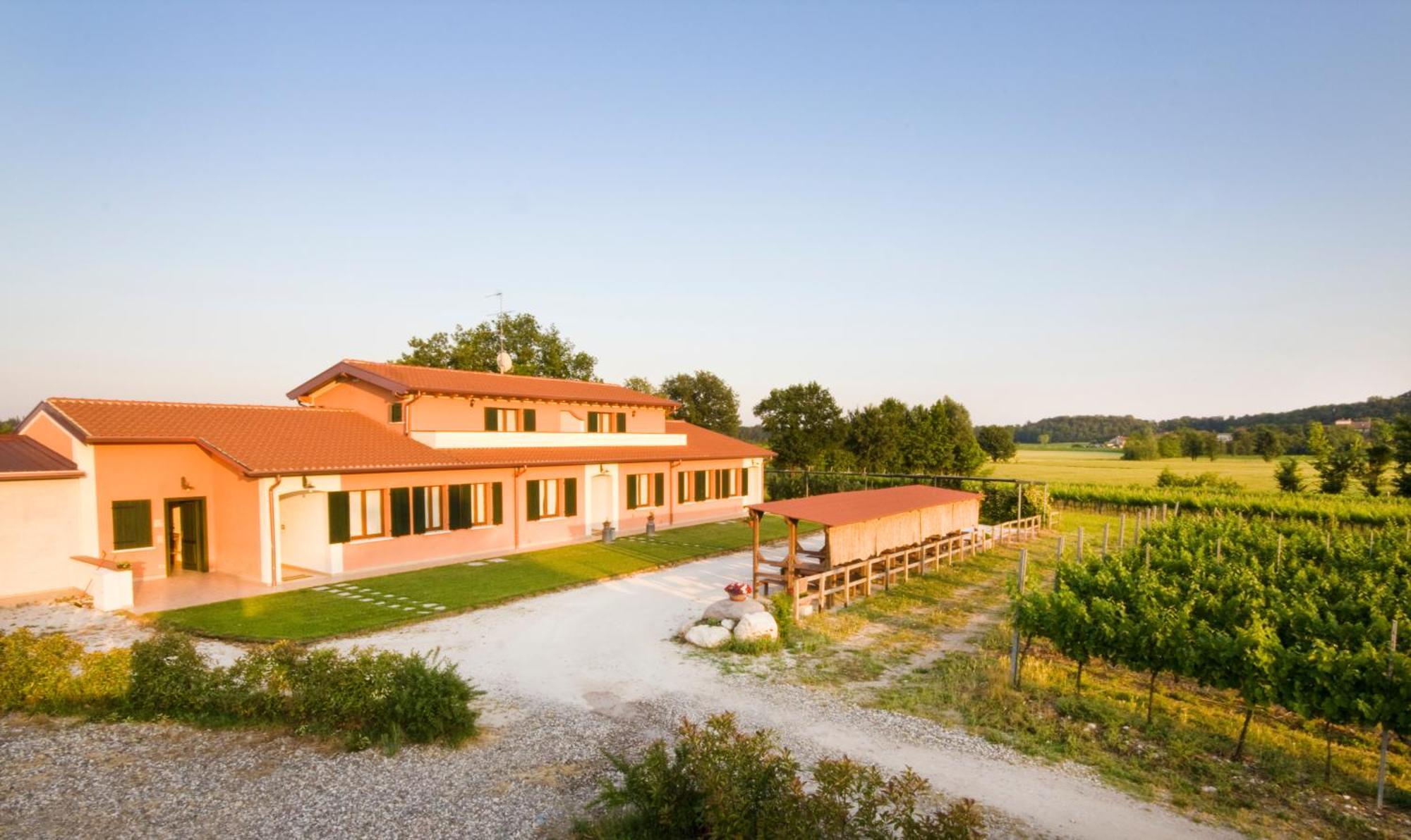 Agriturismo Cascina Roveri Монцамбано Екстериор снимка