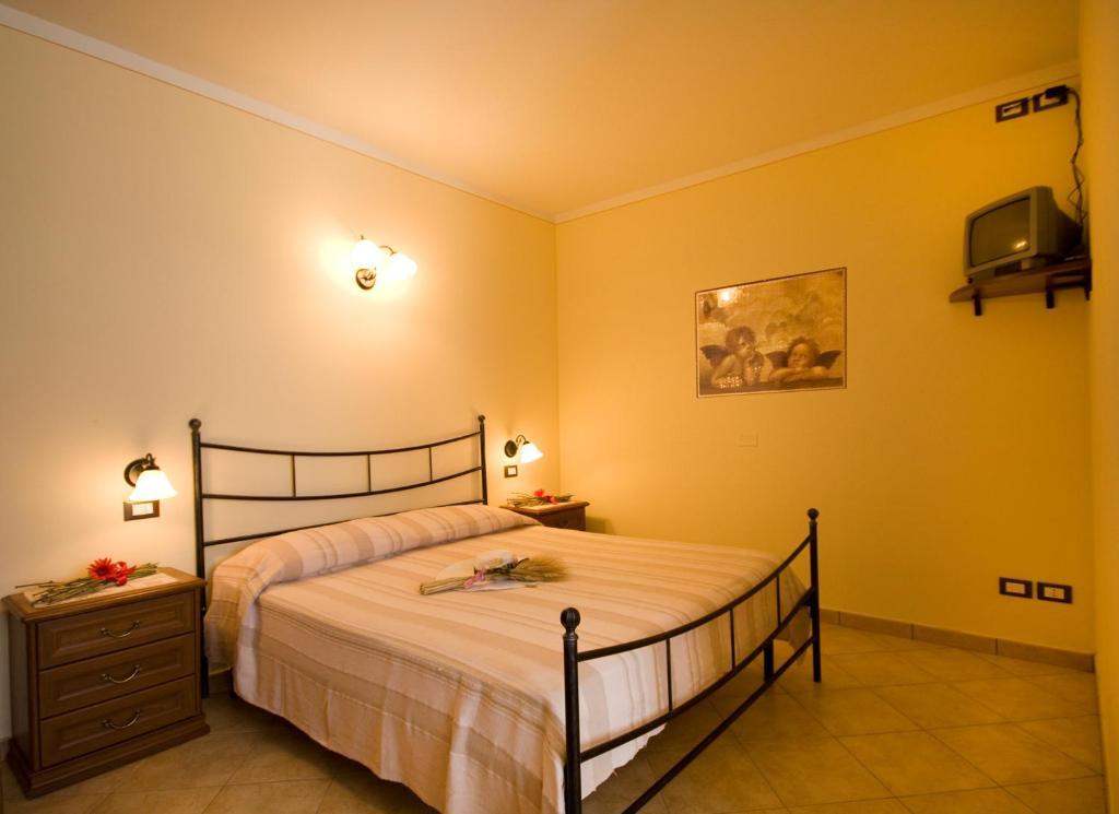 Agriturismo Cascina Roveri Монцамбано Стая снимка